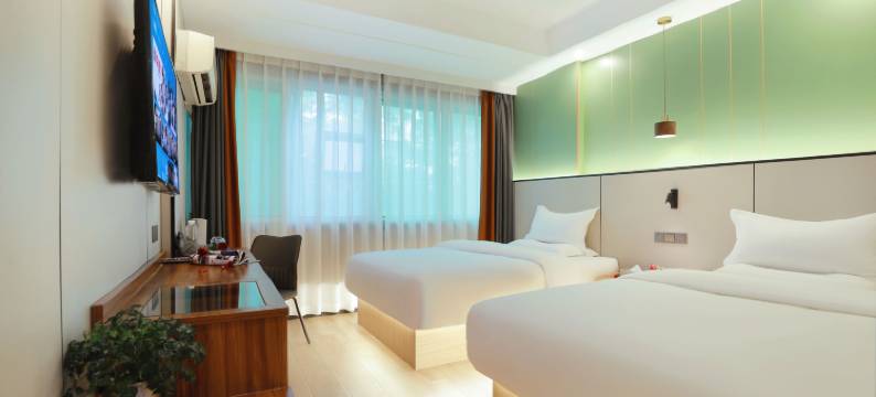 服务大楼酒店(贵阳火车站万象城店)图片