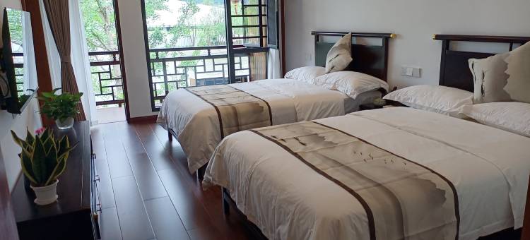 福祥居·极简伴江景观民宿(边城茶峒景区店)图片