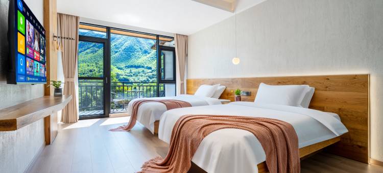 龙潭吟客栈(安吉章村龙王山峡谷漂流店)图片