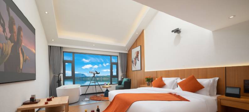 泸沽湖隐缦·全湖景星空主题度假酒店图片
