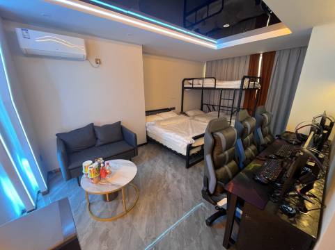 迭部原子之芯电竞酒店