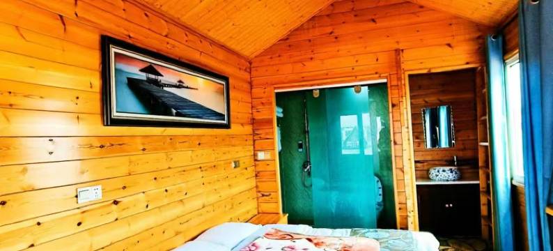 青海湖绿和九號旅游酒店图片