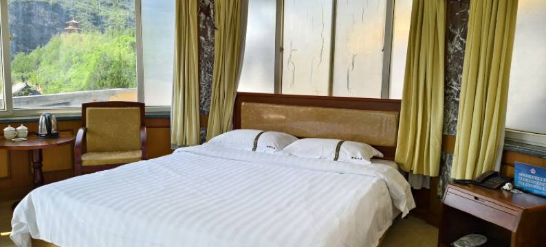 圣辉山庄酒店(北京圣莲山风景区店)图片