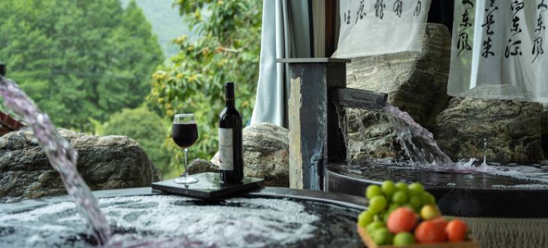 御墅丨环山秘境溯溪泳池私汤温泉度假民宿 (安吉深溪峡谷漂流店)图片