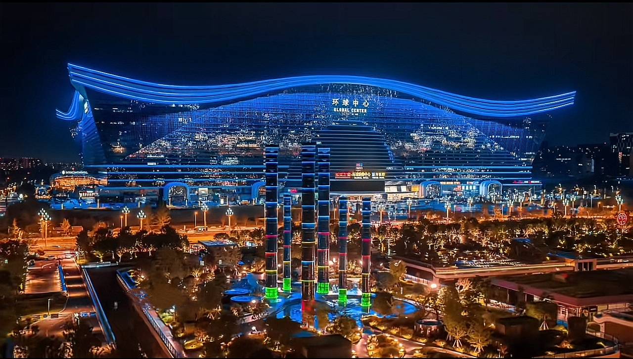 优恩电竞酒店(成都世纪城新会展环球中心店)图片