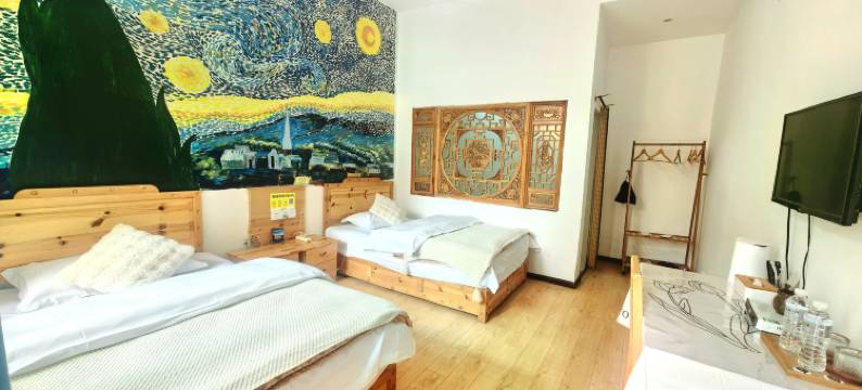 香格里拉楚登硕民宿(独克宗古城店)图片