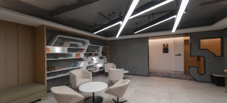丽班酒店(西安钟楼地铁站店)图片