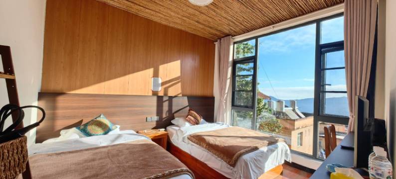 元阳新都酒店(多依树景区店)图片