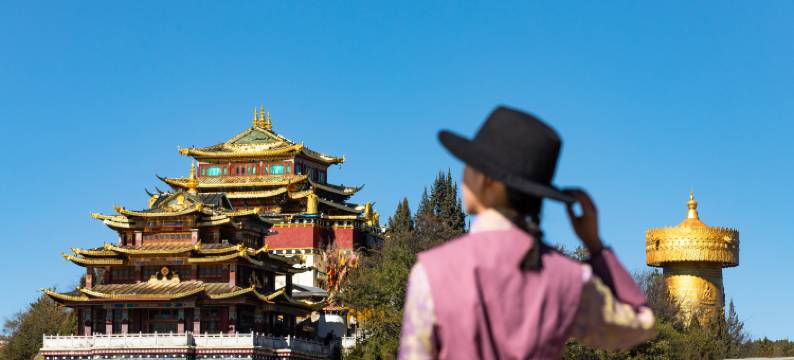 香格里拉三千世界·设计师花园供氧民宿(独克宗古城店)图片