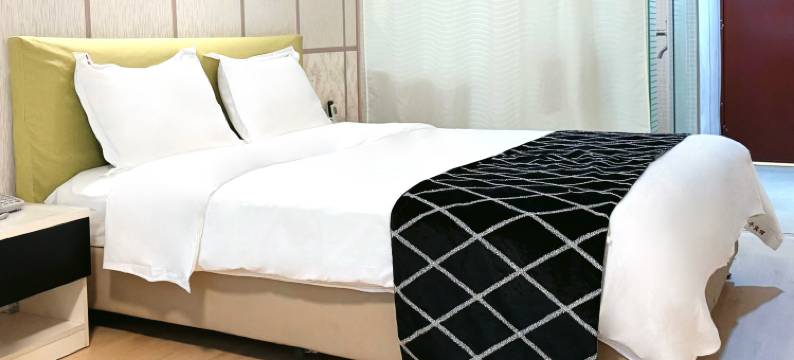 和平宾馆(深圳北站白石龙地铁站店)图片