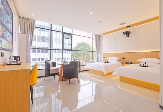 弘扬晟新假日酒店（量力健康城泉水路地铁站店）外景图