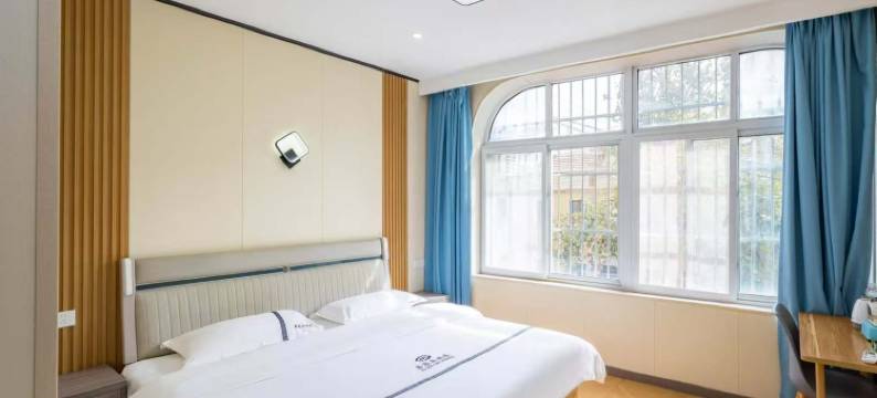 喜客来精品酒店(青岛火车站中山路地铁站店)图片