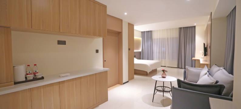 桔子假日酒店(哈尔滨冰雪大世界融创乐园店)图片