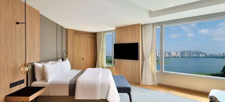 孟买波维湖威斯汀酒店(The Westin Mumbai Powai Lake)图片