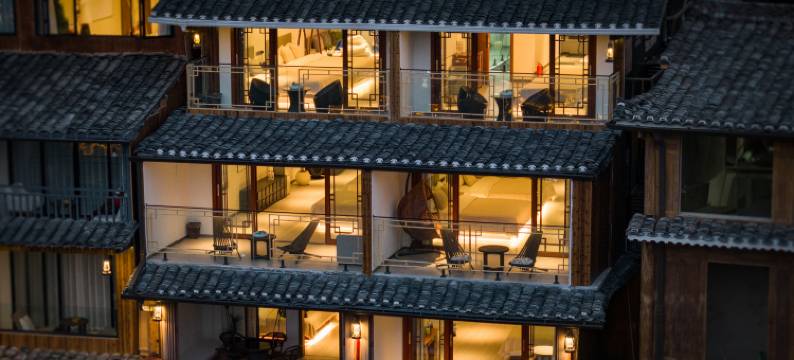 西江风花雪月全景美宿(千户苗寨观景台店)图片