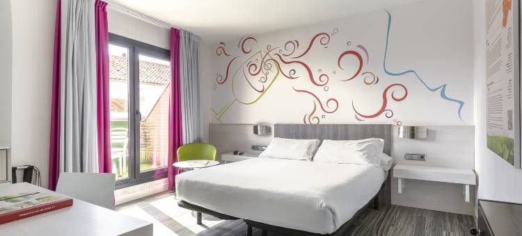 马德里普拉多宜必思尚品酒店(Ibis Styles Madrid Prado)图片