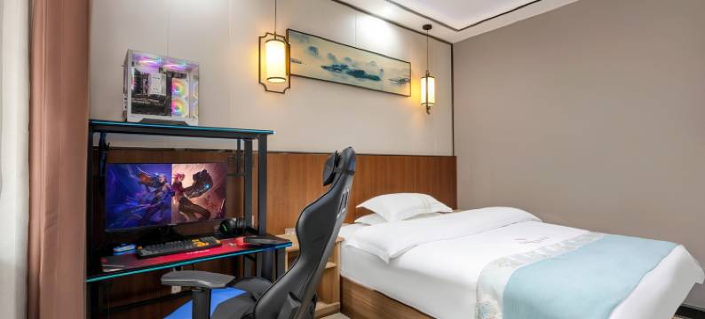 竞悦电竞民宿(宜春北路店)图片