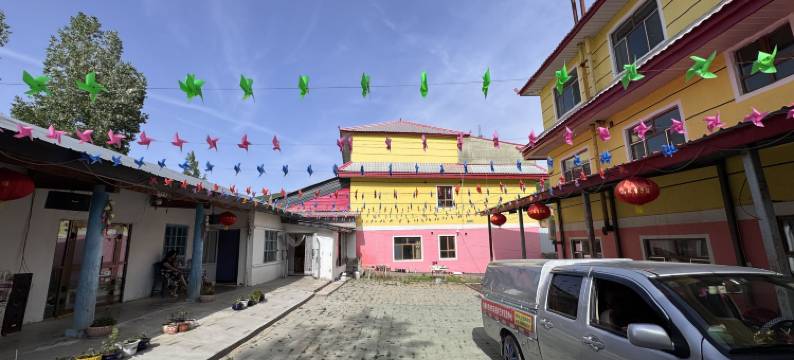 江布拉克小水山庄图片