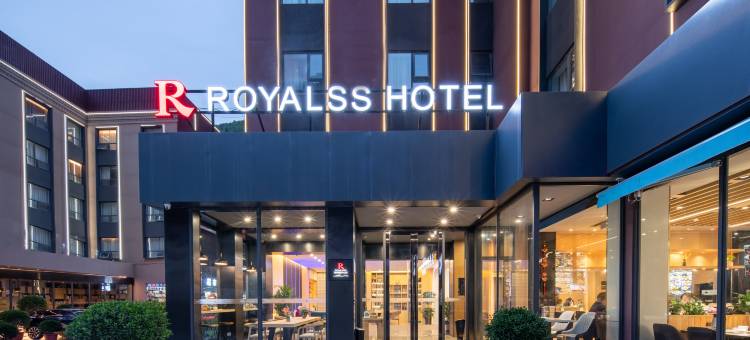 R ROYALSS HOTEL(九寨沟游客中心店)图片