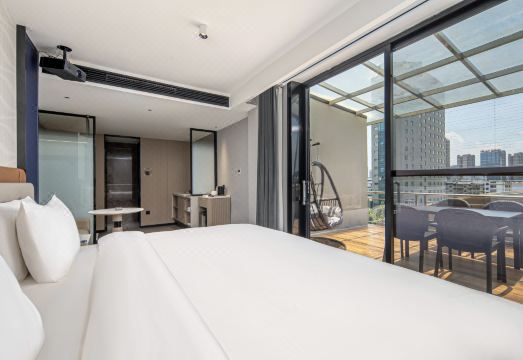 OKDAY Hotel (Royal Diwang Plaza, Lengshuitan, Yongzhou) Hotel Overview