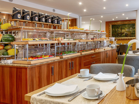 伯格施密特加尼酒店