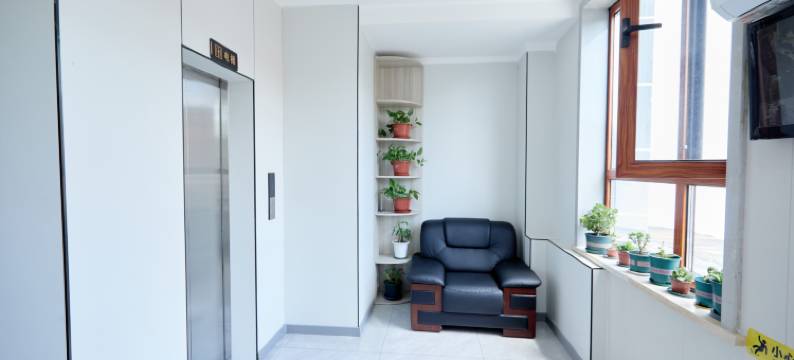 集安汉锦酒店  (集安大吉他主题广场店)图片