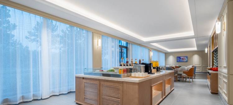 维也纳酒店(新乡辉县学院路店)图片