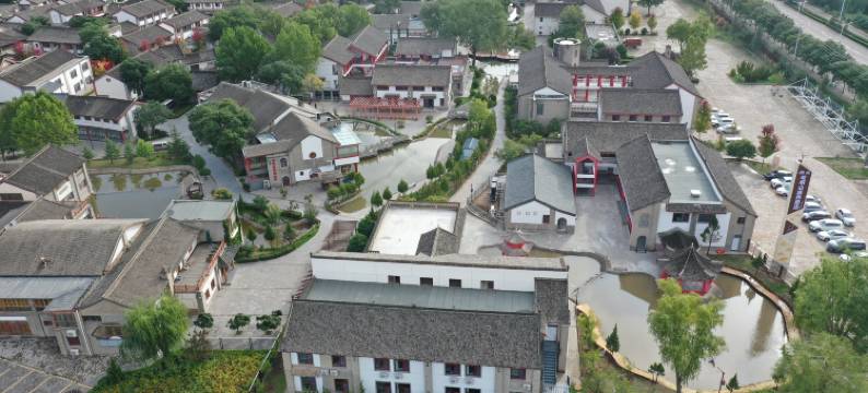 崆峒山康养酒店图片