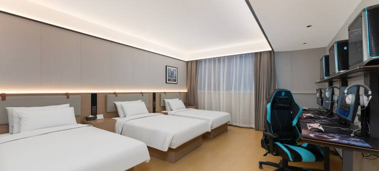 雷神电竞酒店(徐州铜山万达师范大学地铁站店)图片