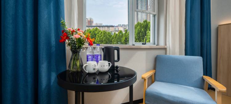 净漫·轻奢酒店(商丘实验中学高铁站店)图片