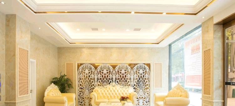 本色电竞民宿(仙桃新天地国际大广场客运站店)图片