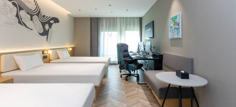 网鱼电竞酒店(上海外滩豫园店)图片