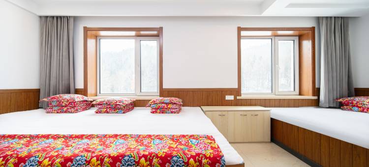 雪禾浪漫酒店(二浪河景区店)图片