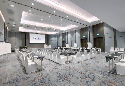 Novotel Bangkok Bangna Hotel Overview