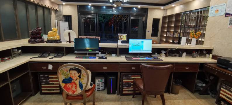 影视青年酒店(上海车峰路店)图片