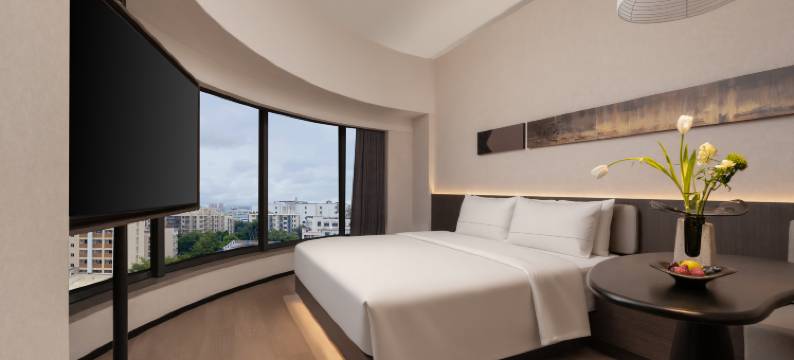 厦门高崎机场火炬园地铁站亚朵酒店图片