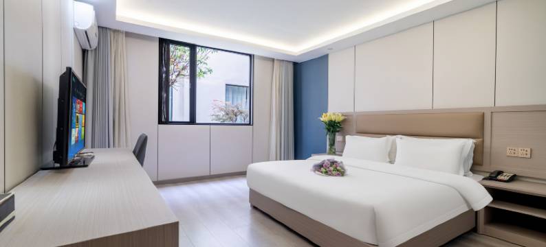 昆明云瑞假日酒店(昆明新亚洲体育城地铁站店)图片