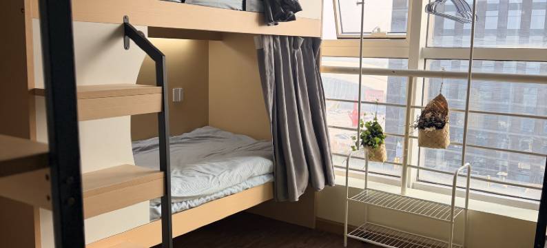 暖光集舍青旅(南通大学体育会展中心店)图片