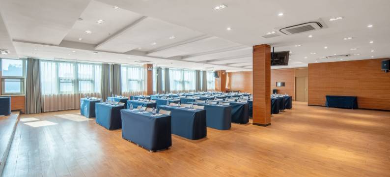 阜阳国贸希尔顿欢朋酒店图片