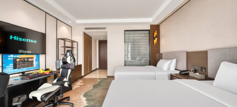 寓约电竞酒店(南昌秋水广场翠苑路地铁站店)图片