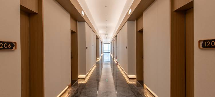 臻悦电竞酒店(潮州潮汕高铁站店)图片