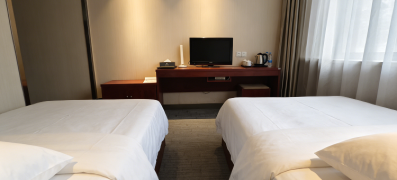 航空大酒店(兰州大学地铁站东方航空机场大巴站店)图片