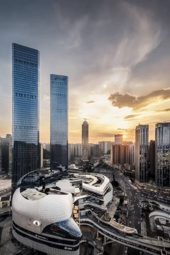 张小姐的家观景民宿(花果园双子塔方圆荟海豚广场店)图片