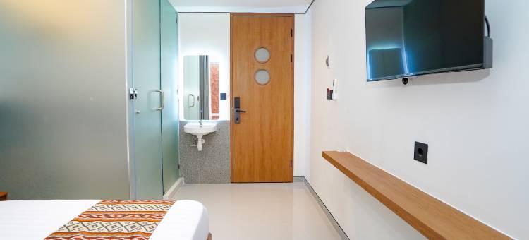 Novhalia Homestay near Jogja Expo Center RedPartner图片