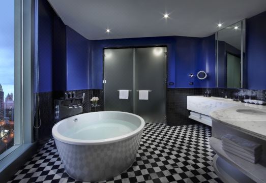 akyra Thonglor Bangkok Over view