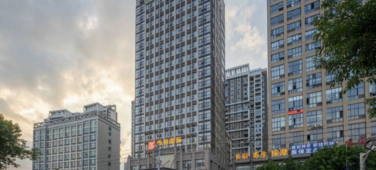 赣县悦行电竞酒店图片