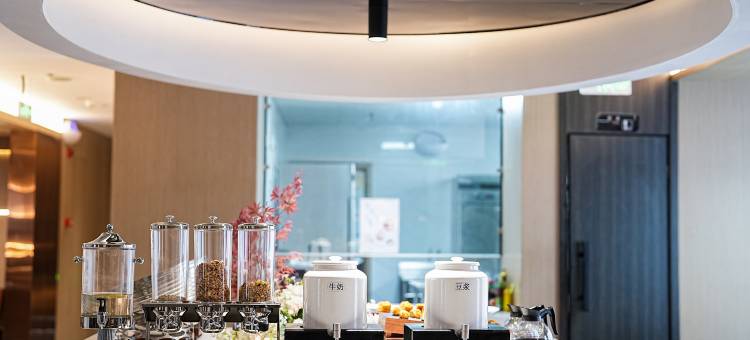 云慕.MAX设计师酒店(泸州步步高新天地店)图片