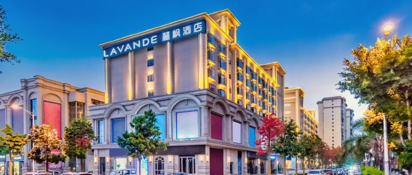 丽枫酒店（弥勒湖泉水乡店）外景图