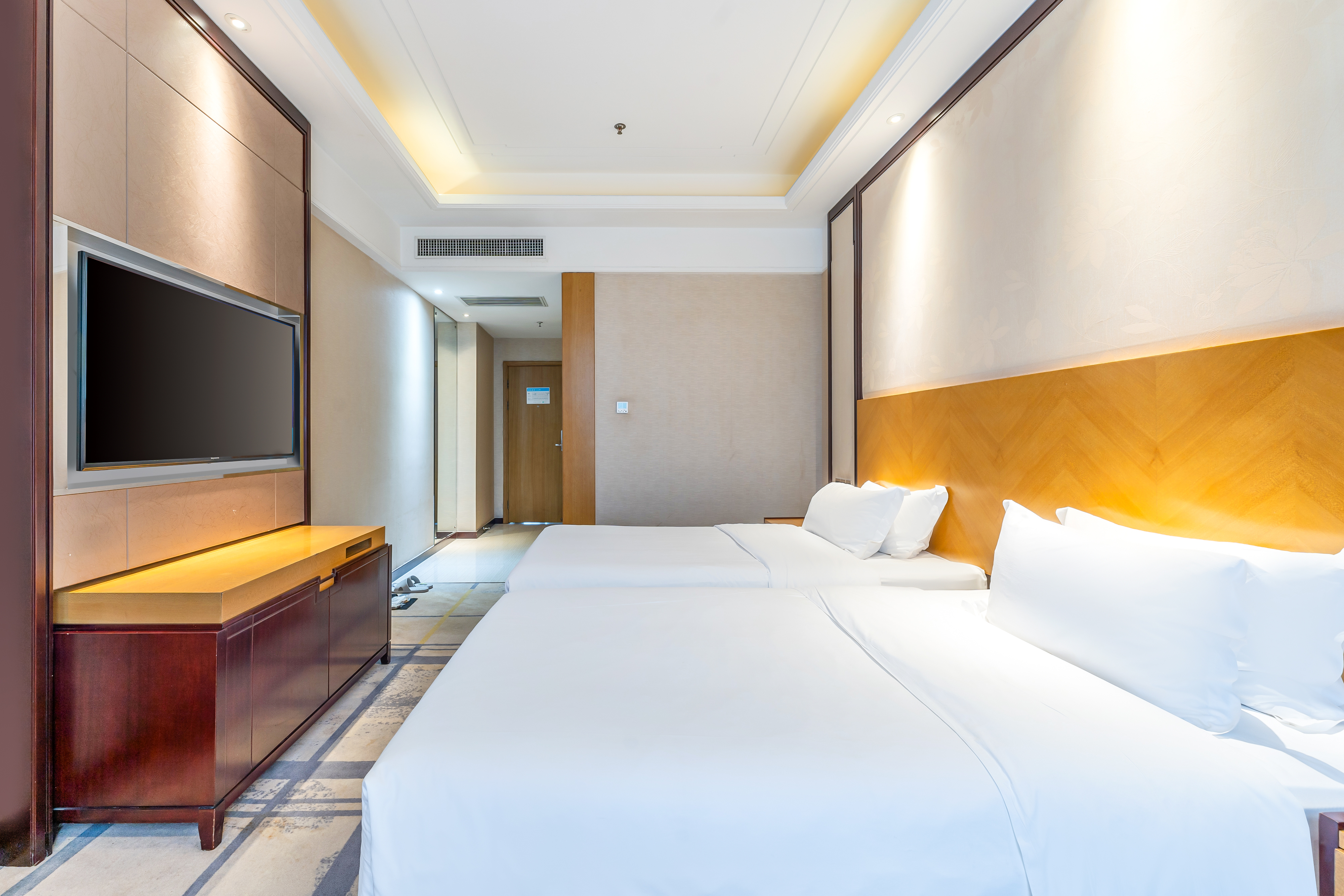 Shuiyi Jianianhua Hotel Over view