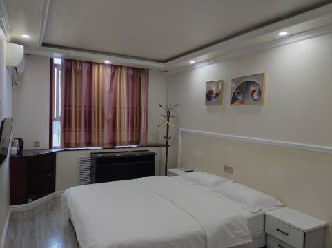 汝阳新凤山大酒店